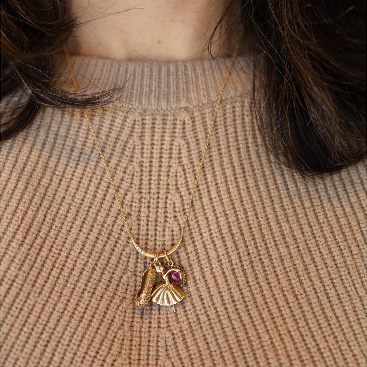 Antique Ballet Slipper Charm in 14k Gold - Petra Star