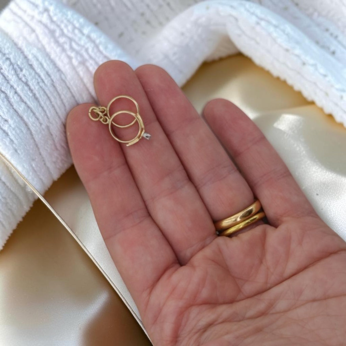 Antique 1800s 14K Yellow Gold Wedding Ring Set Charm — Earth-Mined Table Cut Diamond, Hallmarked