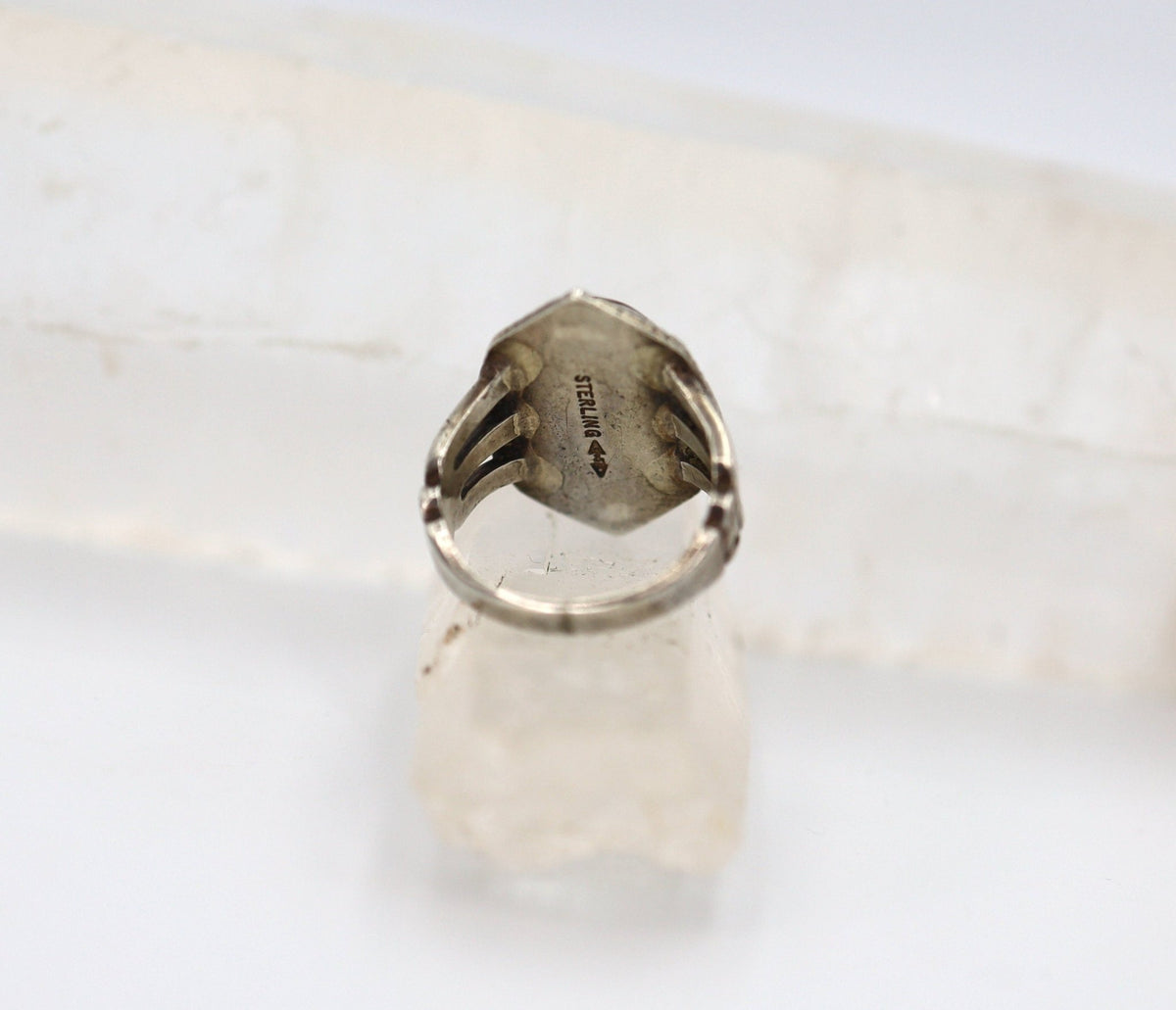 Antique Silver Agate Ring Clarke & Coombs Agate Ring - Petra Star