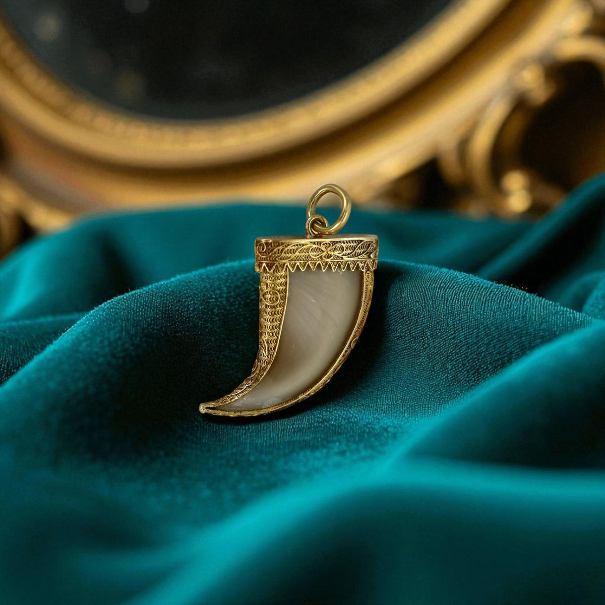 Antique Tiger’s Claw Pendant in 20k Gold with Cannetille Detail (c. Victorian British Raj) - Petra Star