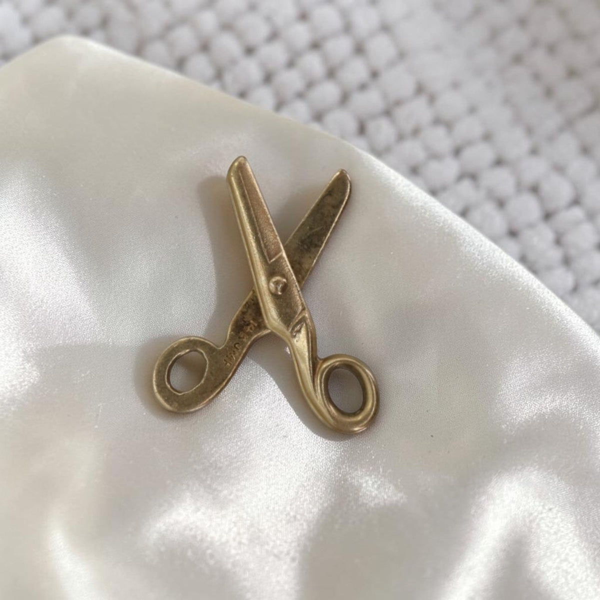Antique Victorian 14K Yellow Gold Scissor Charm — JMF, Circa 1890s - Petra Star