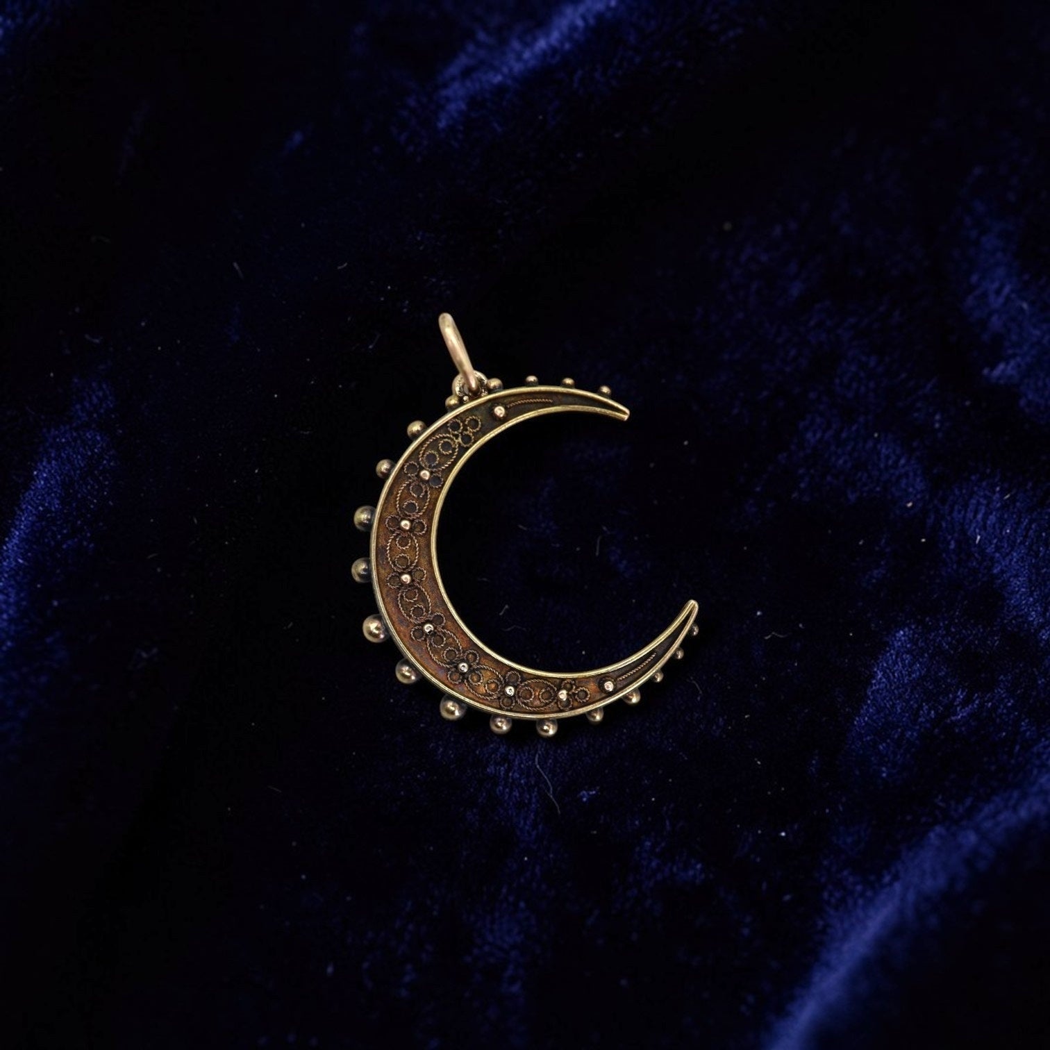 Antique Victorian Etruscan Revival Crescent Moon Pendant 15k Gold | Petra Star - Petra Star