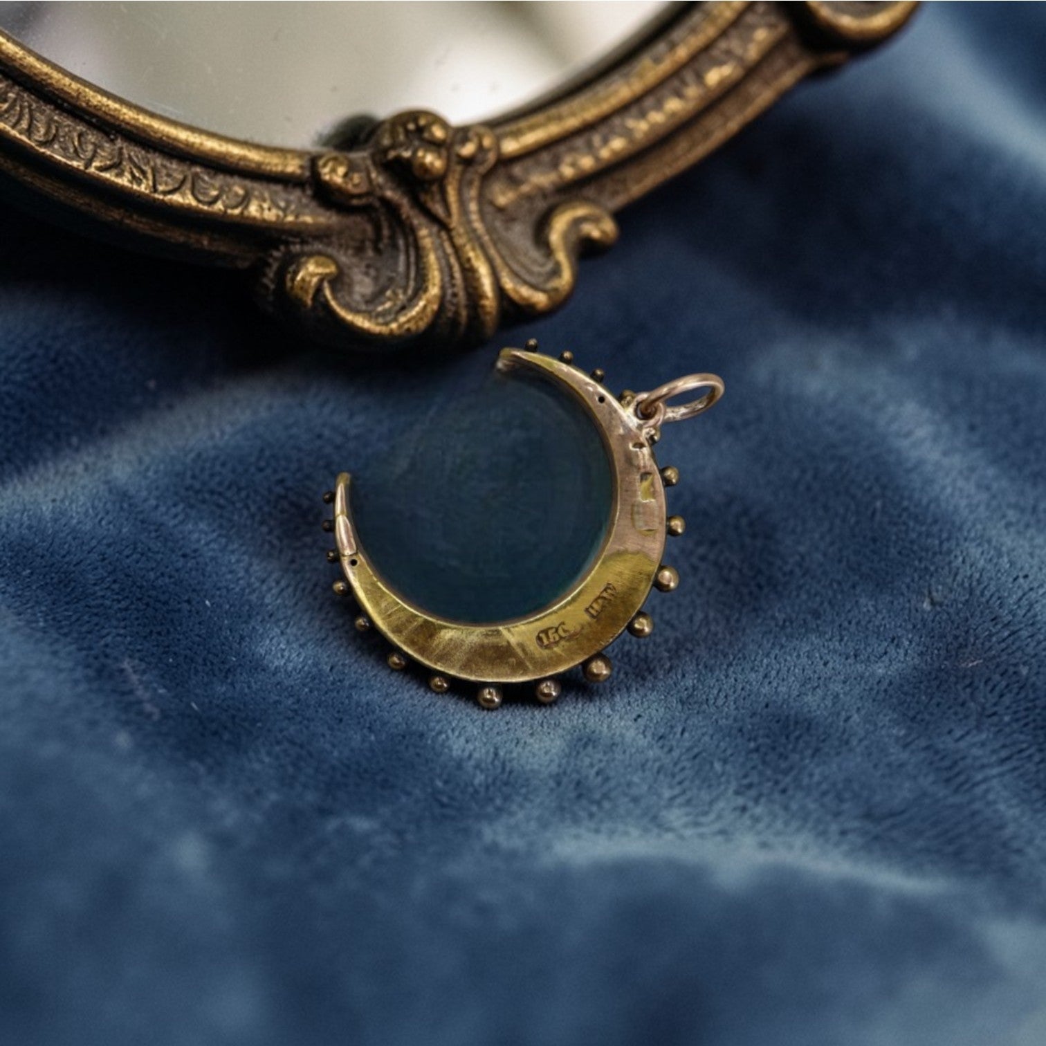 Antique Victorian Etruscan Revival Crescent Moon Pendant 15k Gold | Petra Star - Petra Star