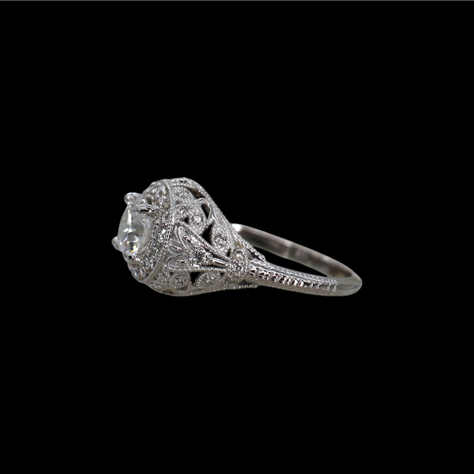 Art Deco-Inspired Diamond Ring - Petra Star