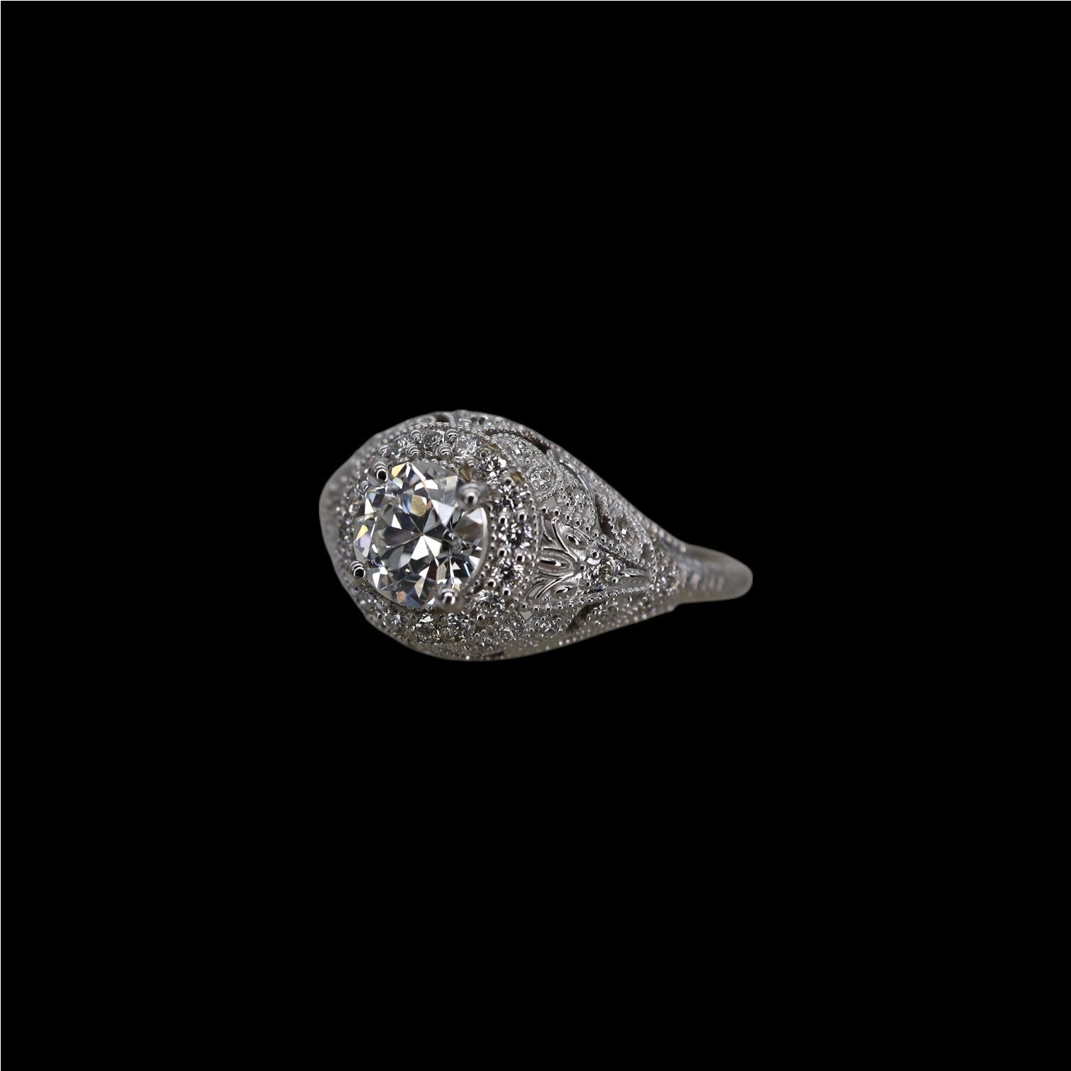 Art Deco-Inspired Diamond Ring - Petra Star