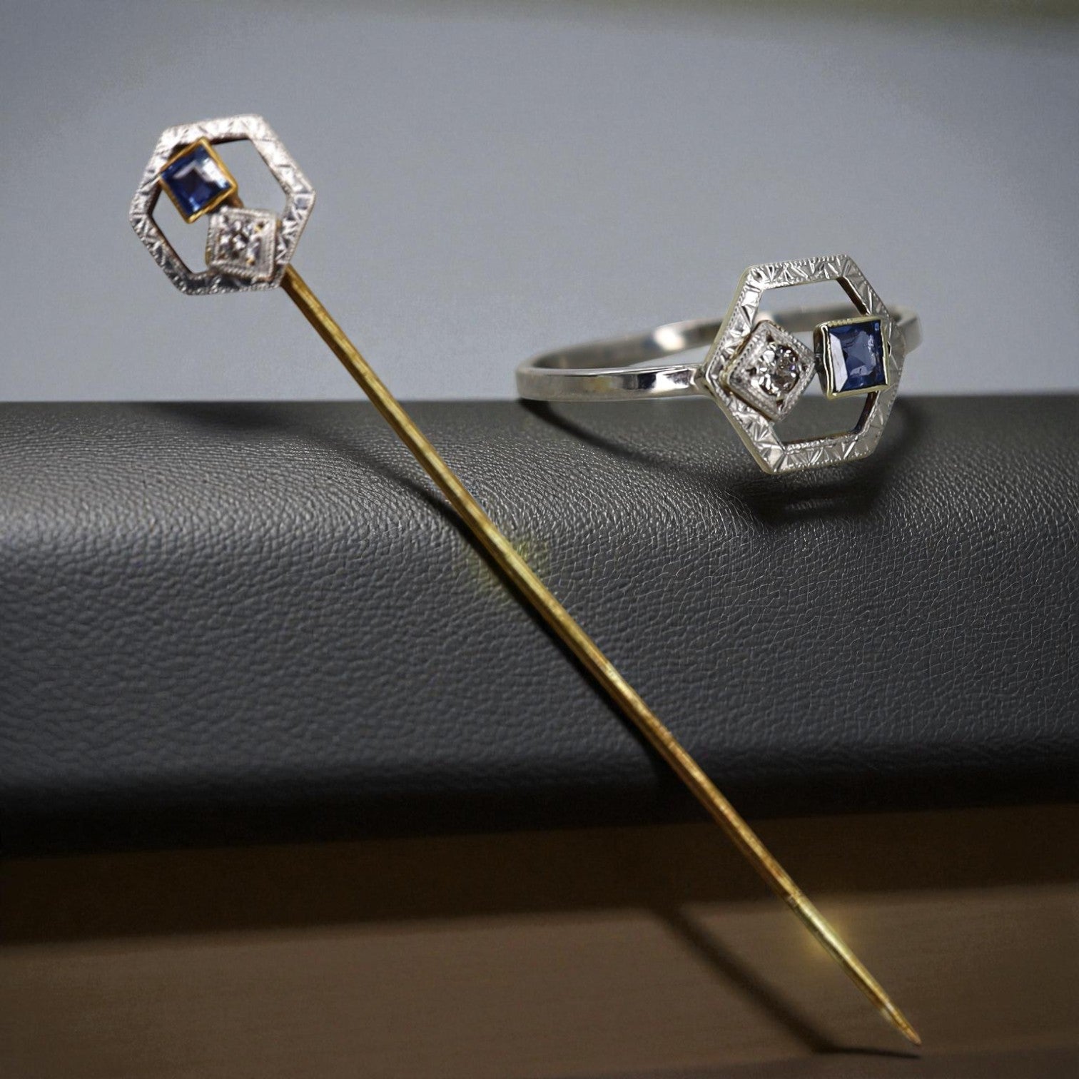 Art Deco Sapphire and Diamond Ring in Platinum - Petra Star
