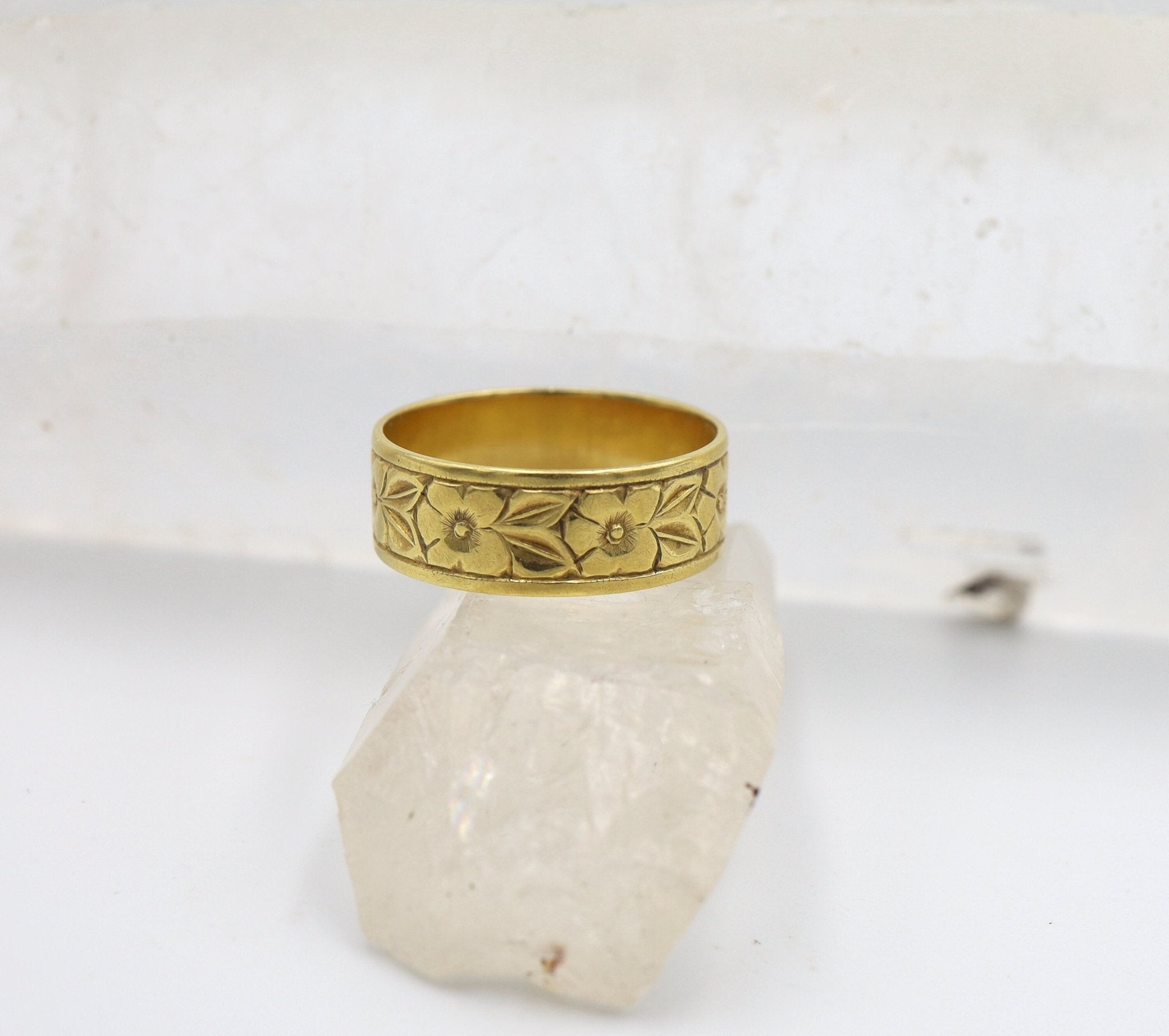 Art Nouveau 18k Floral Motif Cherry Blossom Band - Petra Star
