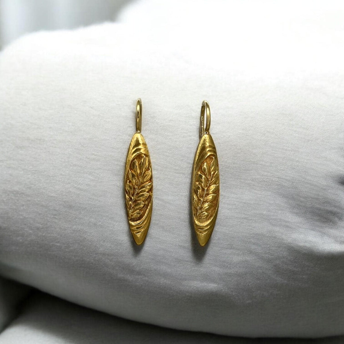 Art Nouveau 18k Yellow Gold Drop Earrings - Petra Star