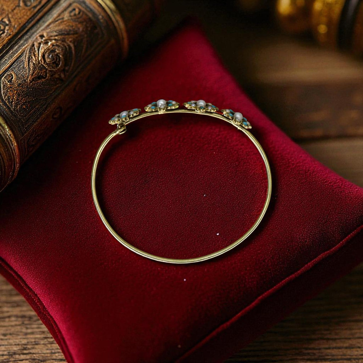 Art Nouveau Flower Bangle Bracelet - Petra Star