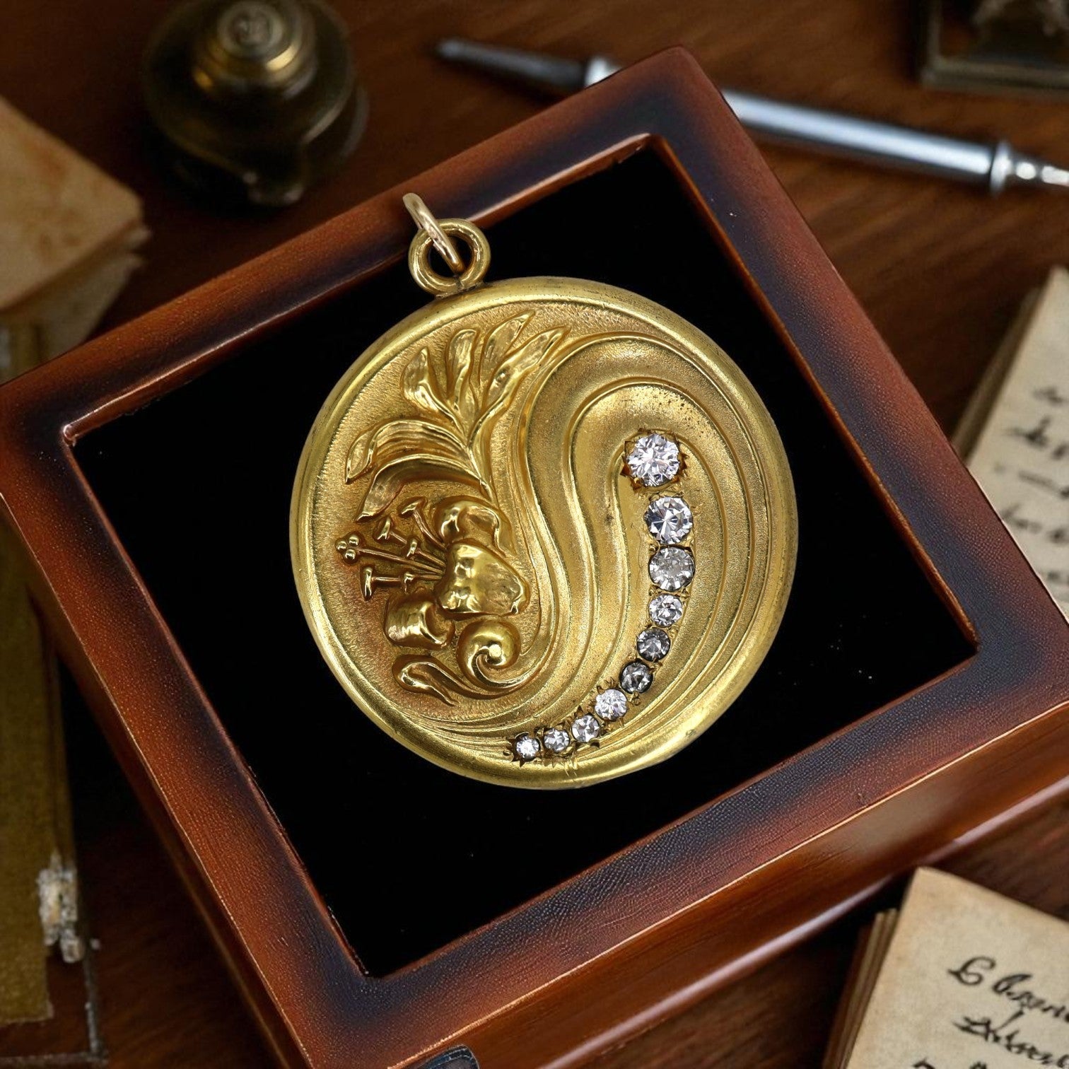 Art Nouveau Gold Locket With Monogram LRC - Petra Star