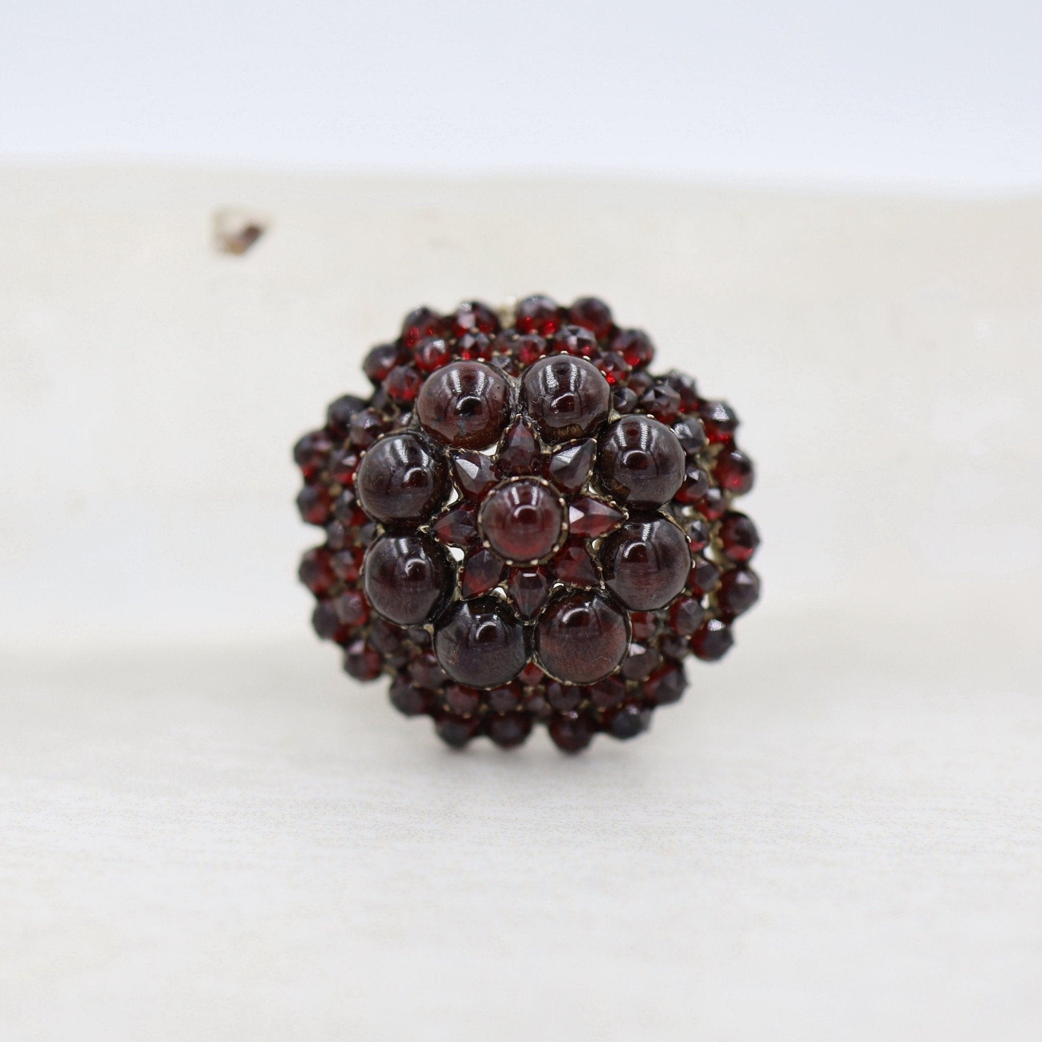 Authentic Early-Victorian Bohemian Garnet Pendant Brooch - Petra Star