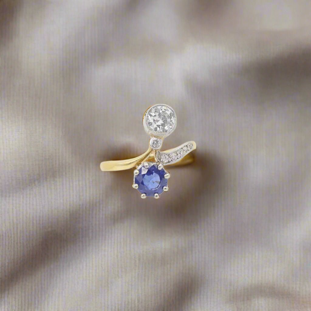 Belle Époque Toi et Moi Sapphire & Diamond Ring - Petra Star