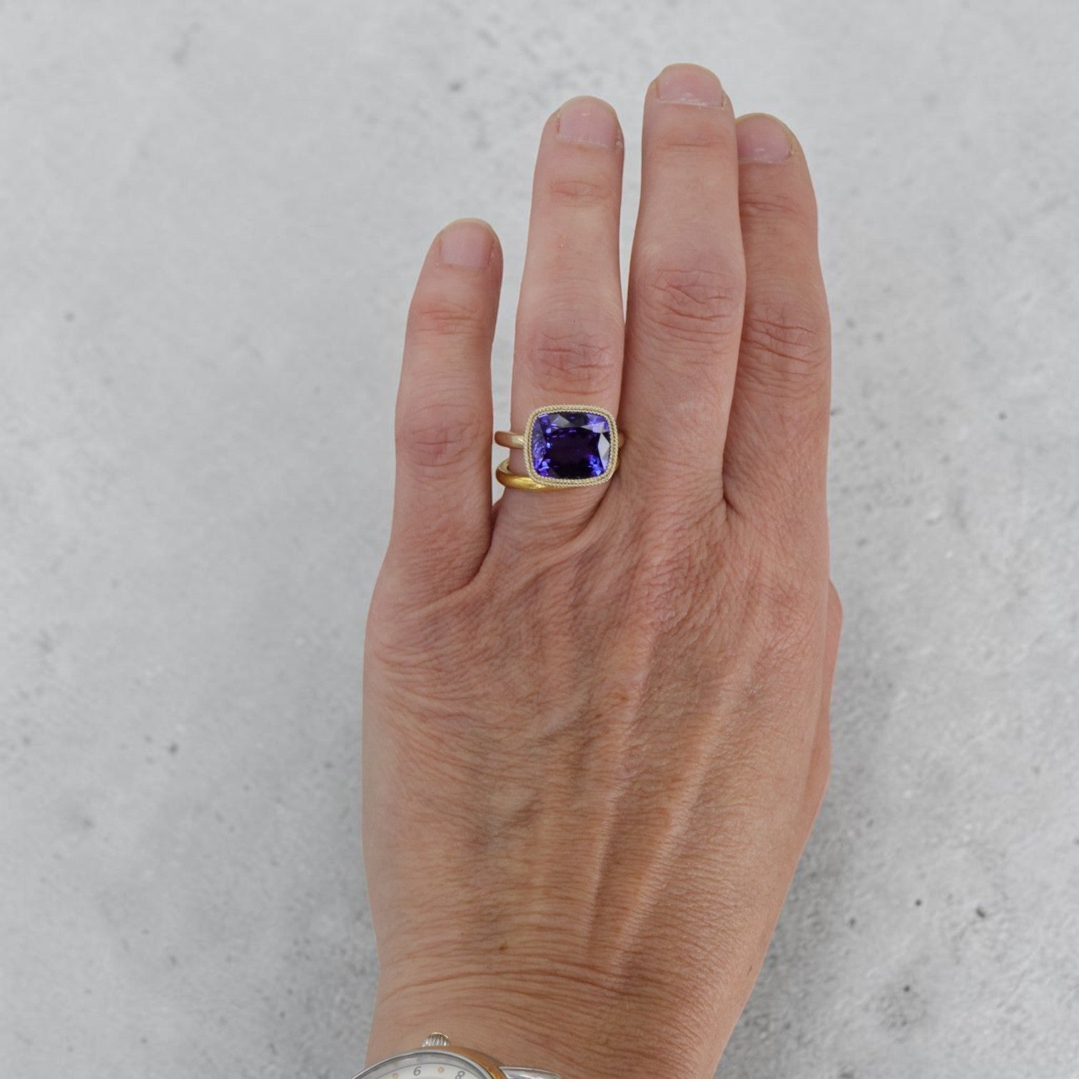 Cushion-Cut Tanzanite Mounting in 14k Yellow Gold - Custom Order - Petra Star