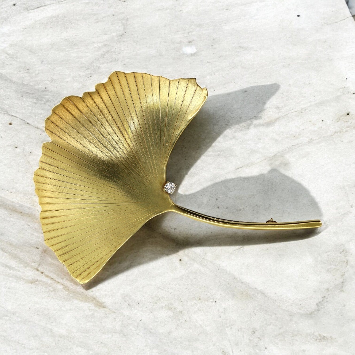 Designer 18k Gold Ginkgo Leaf Brooch - Petra Star