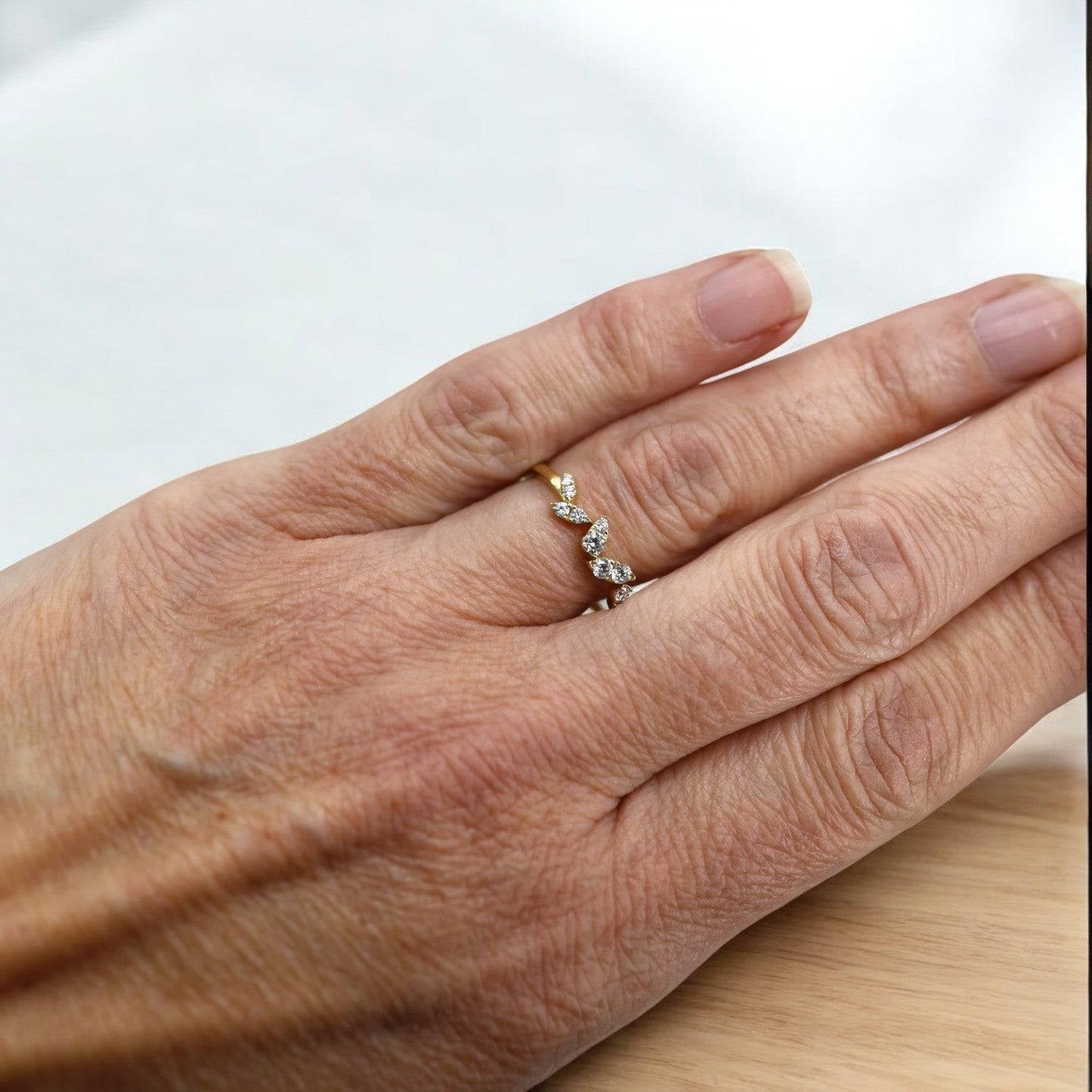 Diamond Leaf Ring in 14k Gold - Petra Star