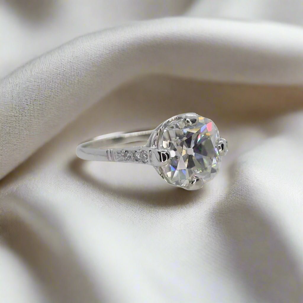 Edwardian Solitaire Semi-Mount in Platinum with Side Diamonds - Petra Star
