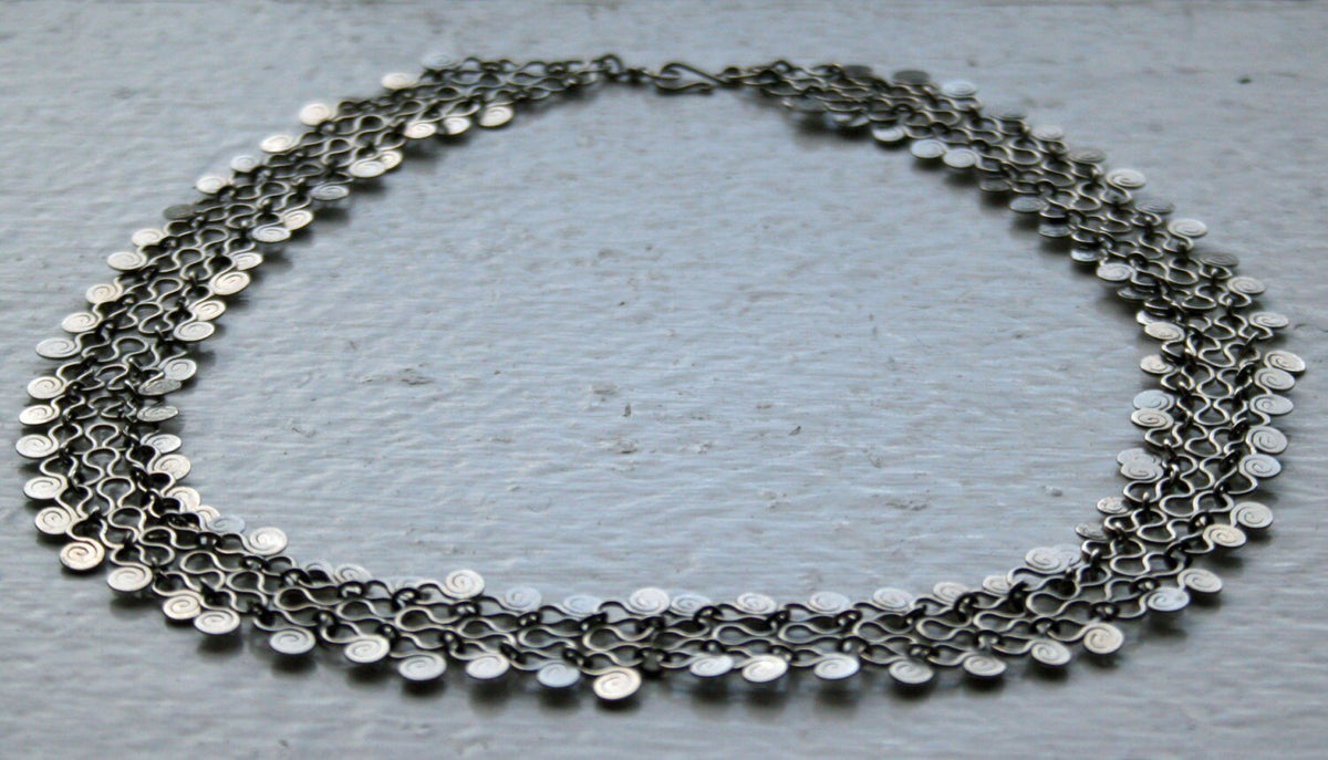 Egyptian-Style Wide Mesh Necklace Collar - Petra Star
