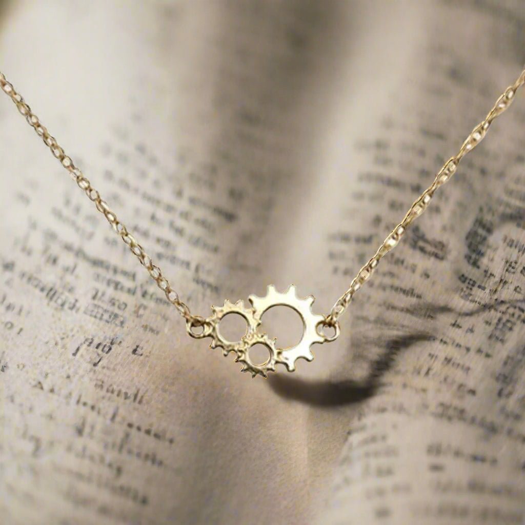 Gearhead Necklace - Petra Star