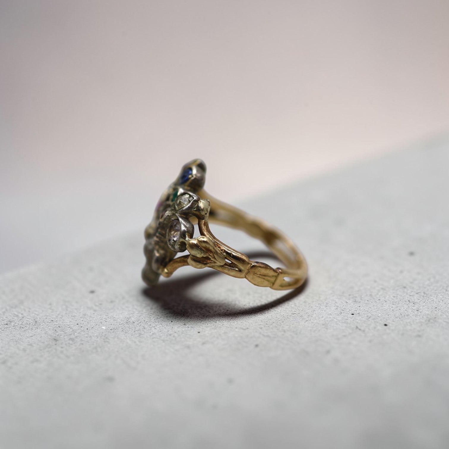 Georgian Gold & Silver Giardinetti Ring with Floral and Leaf Motifs - Petra Star