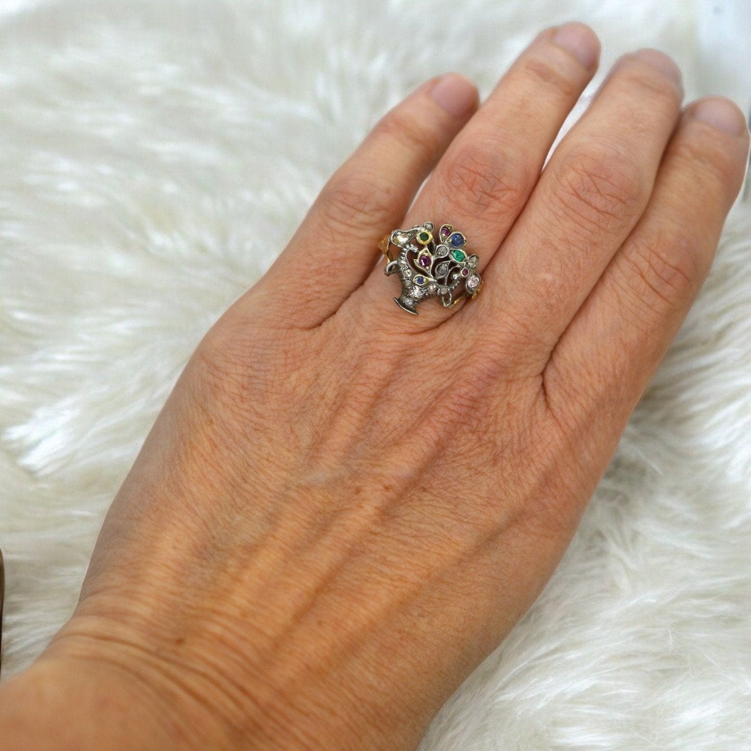 Georgian Gold & Silver Giardinetti Ring with Floral and Leaf Motifs - Petra Star