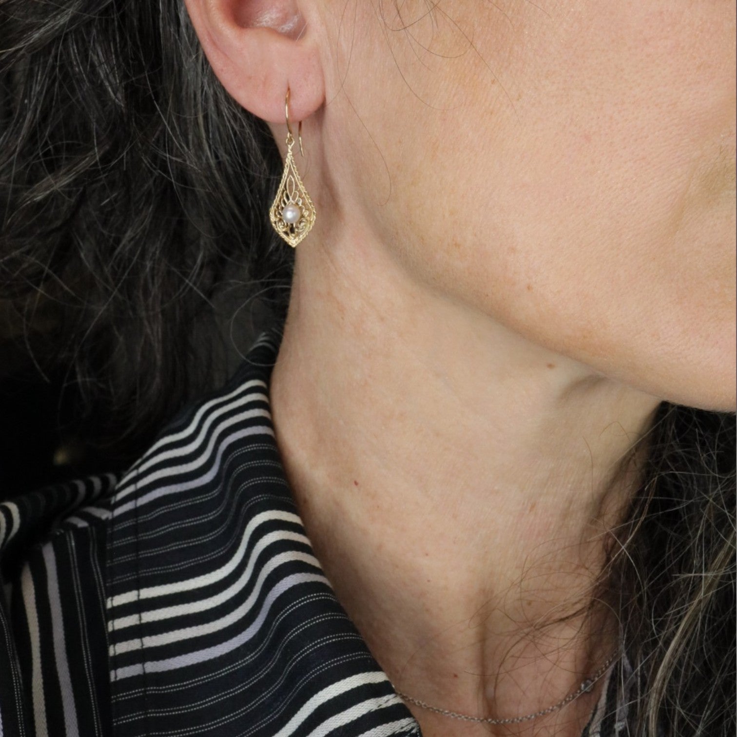 Vintage 14k Gold Filigree Teardrop Earrings with Akoya Pearls, 1980s