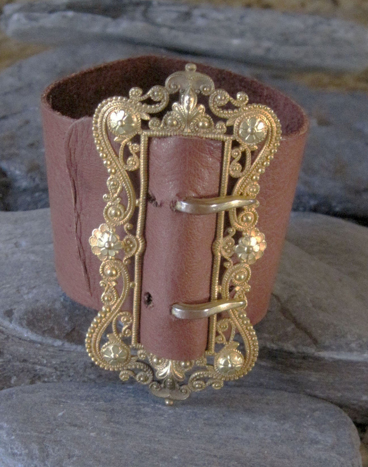 Gold-Plated Victorian Buckle Bracelet with Leather Cuff - Petra Star