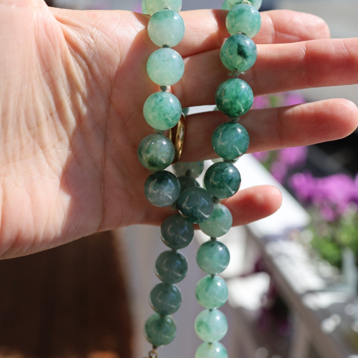 Gump’s of San Francisco 1960s Jade Bead Necklace in 14k Gold – 24", 13mm Beads - Petra Star