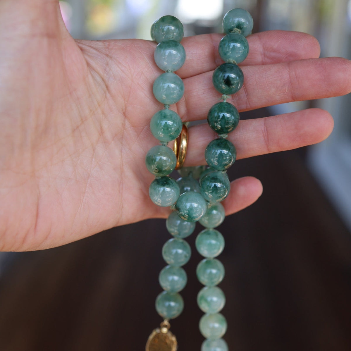 Gump’s of San Francisco 1960s Jade Bead Necklace in 14k Gold – 24", 13mm Beads - Petra Star