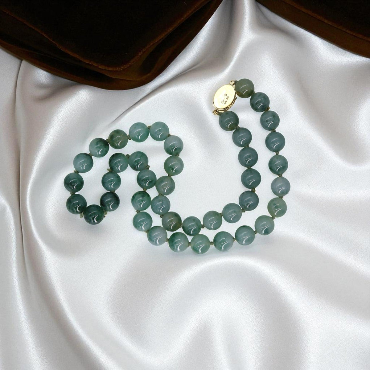 Gump’s of San Francisco 1960s Jade Bead Necklace in 14k Gold – 24", 13mm Beads - Petra Star