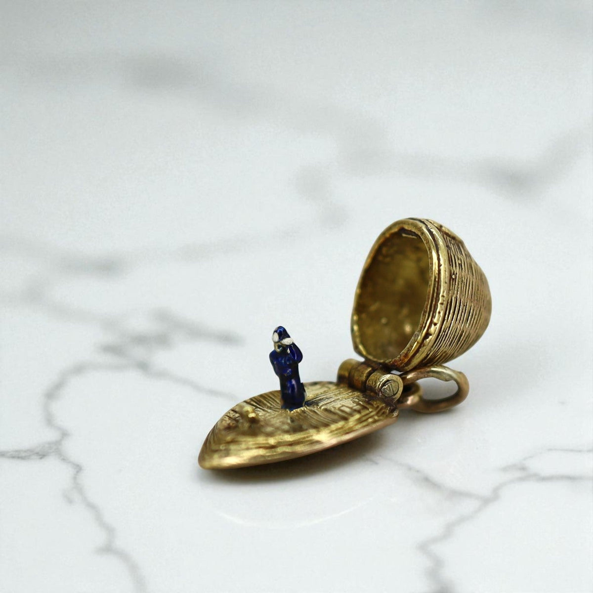 Hallmarked 9k Gold Fireman Hat Charm - Petra Star