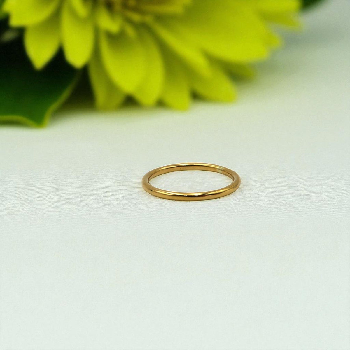 Hand-Forged 24k Solid Gold Wire Purity Band - Petra Star
