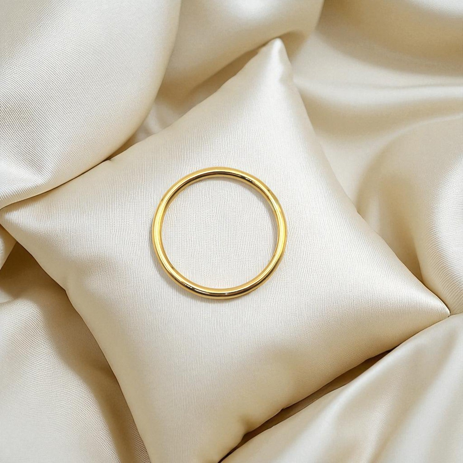Hand-Forged 24k Solid Gold Wire Purity Band - Petra Star