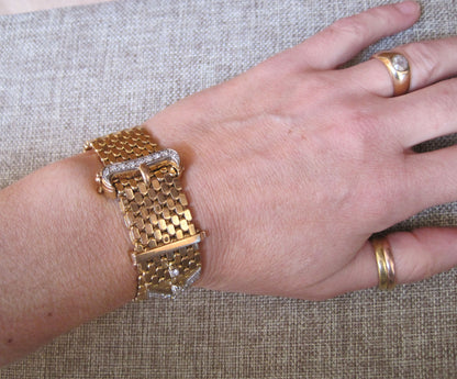 Retro Diamond Buckle Bracelet circa 1940 in 18k Gold 75.5 Grams - DK157