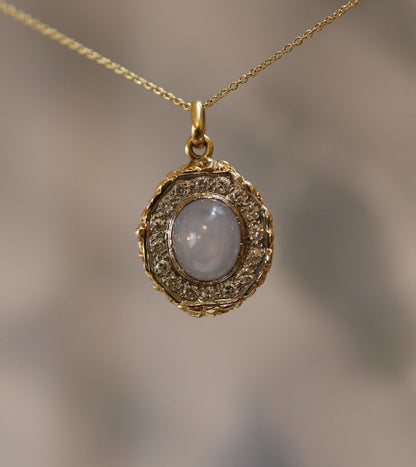 Cabochon Sapphire Diamond Halo Pendant in 14k Gold - DK329