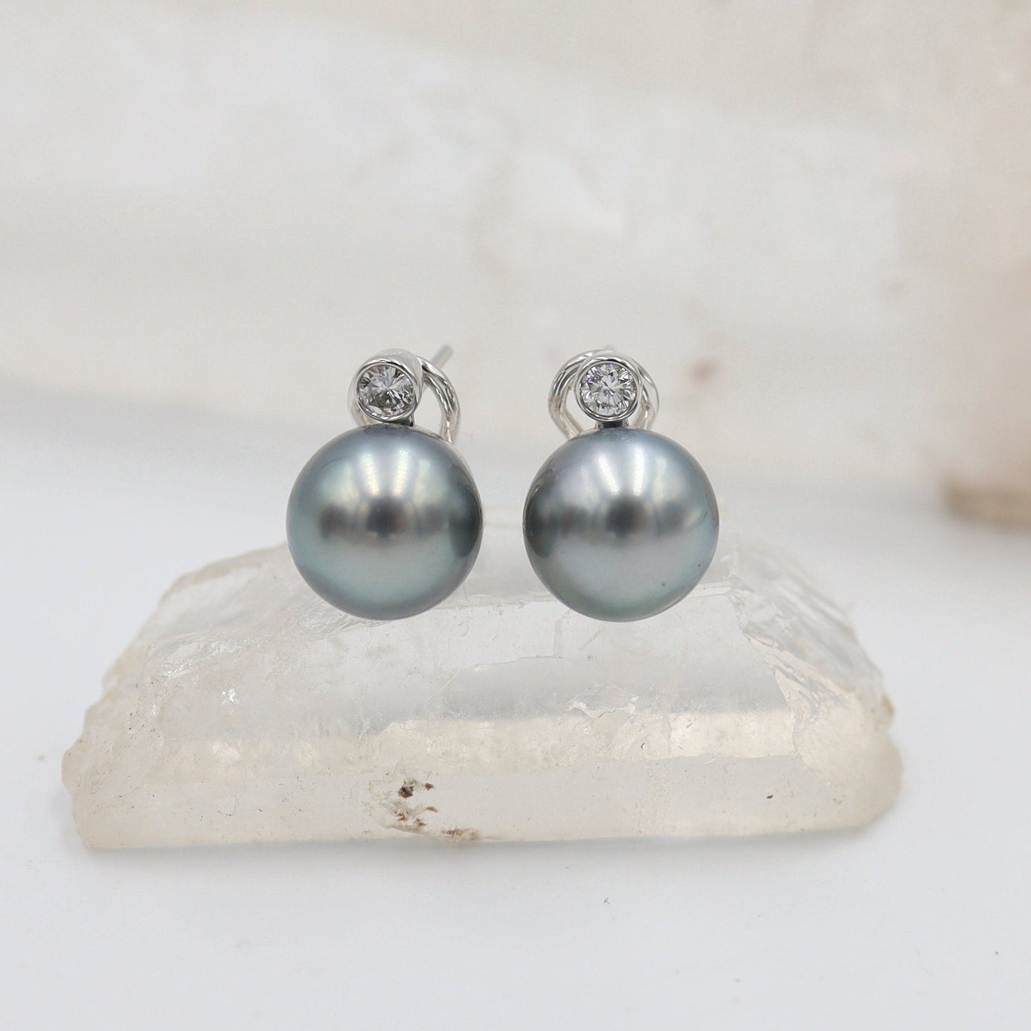 10.5 MM Tahitian Pearl & Diamond Earrings in 18k White Gold 2=0.23 cts