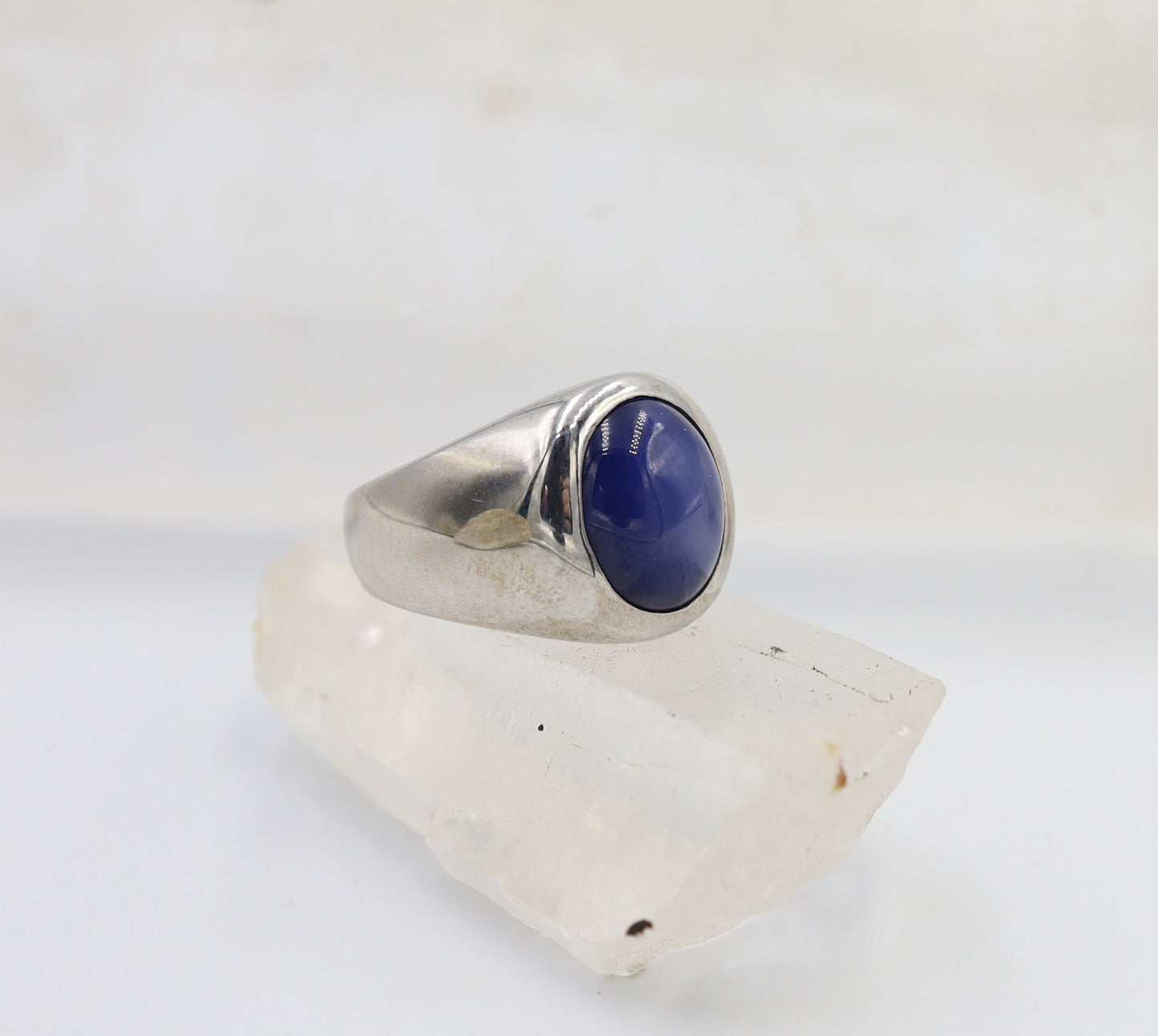 Signet Ring 14k White Gold with Synthetic Star Sapphire - JL202