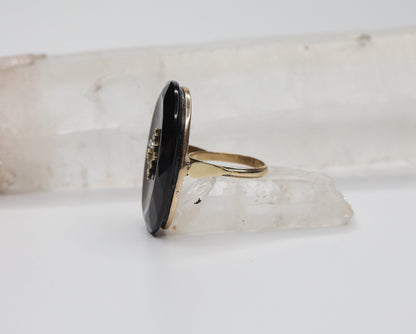 Large Victorian Onyx Ring / 14k Yellow Gold with Pearls - JL232