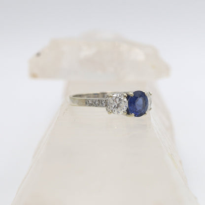 Sapphire and Diamond Ring in Platinum Sapphire and Diamonds - DK263