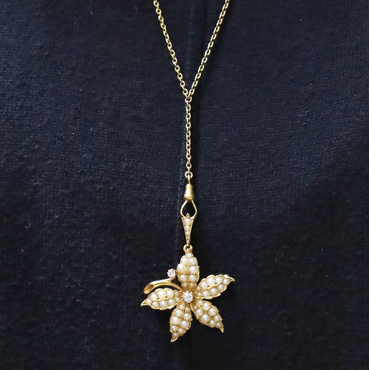 Victorian Diamond & Pearl Pendant / Pendant Brooch in 15k Yellow Gold Flower Pendant - DK585