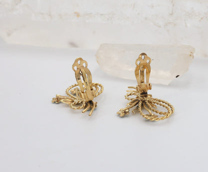 Vintage Forget Me Not Earrings Clip Ons in 14k Gold - DK628