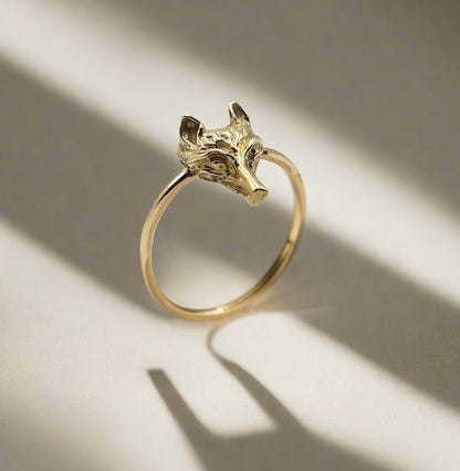 A Radiant Fox Ring in 14k Yellow Gold - DK347A