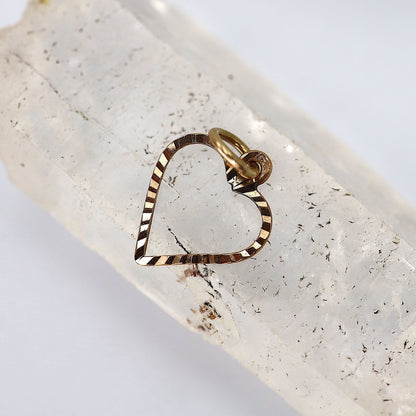 Vintage Heart Charm 14k Yellow Gold - DK709