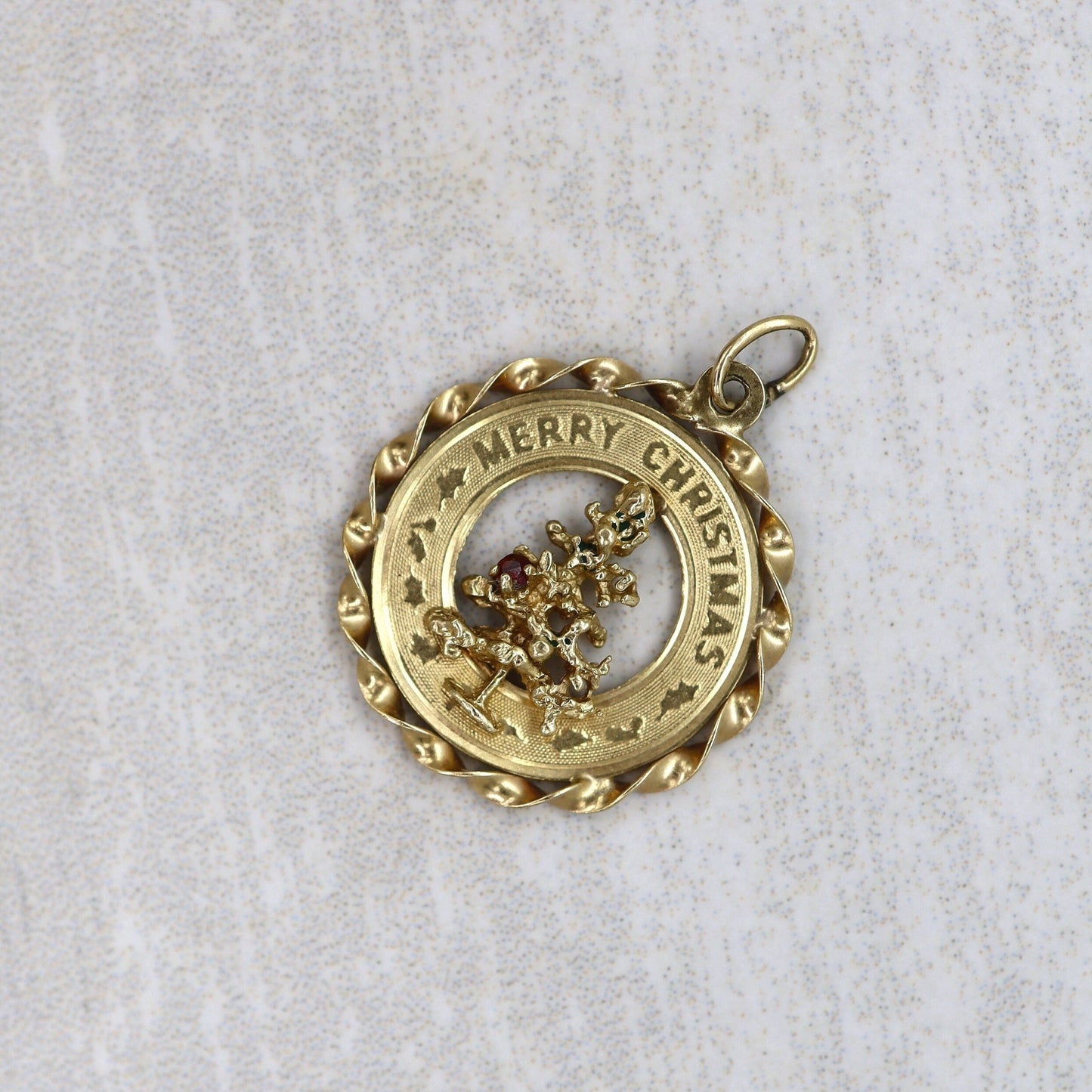 Vintage Christmas Day Circle Charm in 14k Gold- LM102D