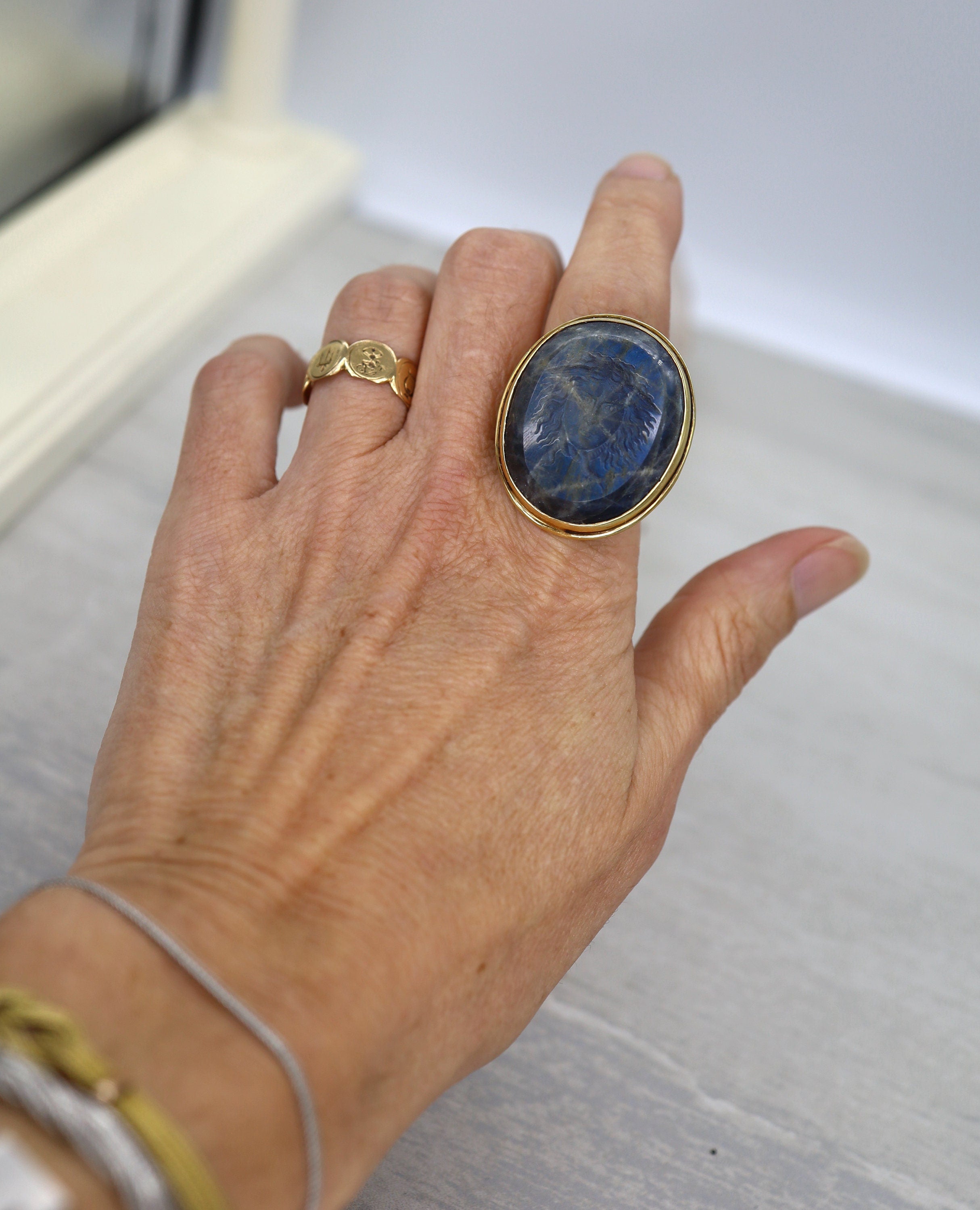Amazing Victorian Medusa Labradorite Intaglio - Petra Star