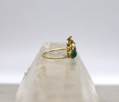 Art Nouveau Chrysoprase & Pearl Ring in 14k Yellow Gold - DK726