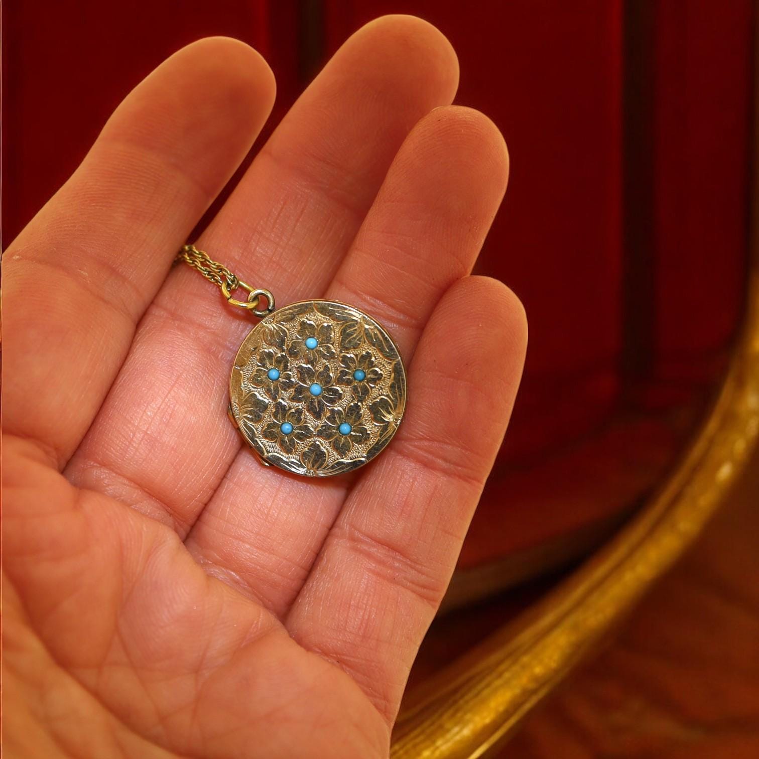 Victorian Picture Locket Pendant Charm Gold Filled - JL1838 - Petra Star