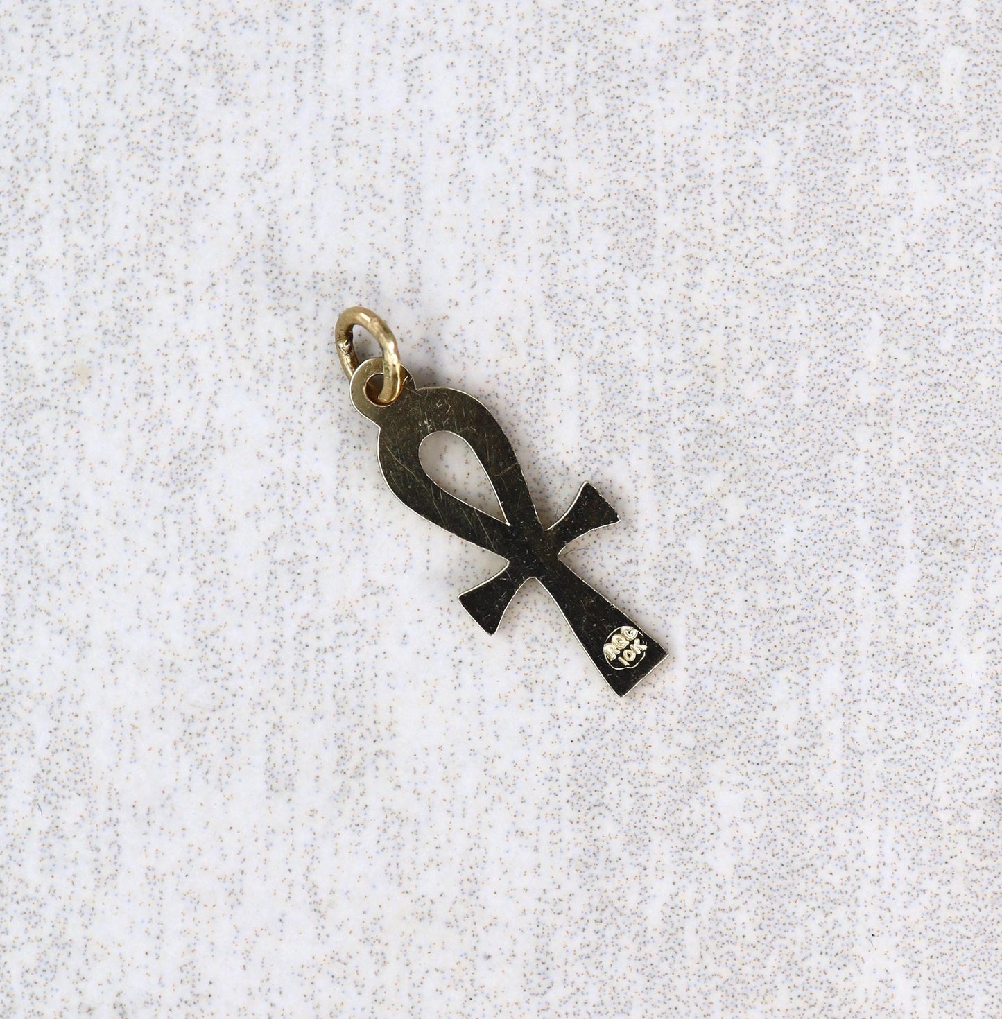 Egyptian Ankh Pendant 10k Gold - LM108H