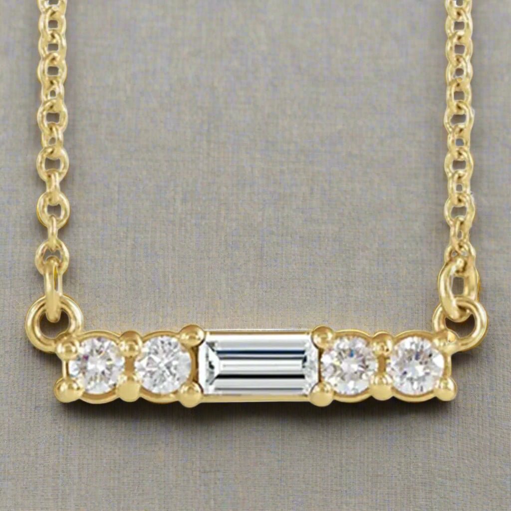 Lumière Birthstone Necklace - Petra Star