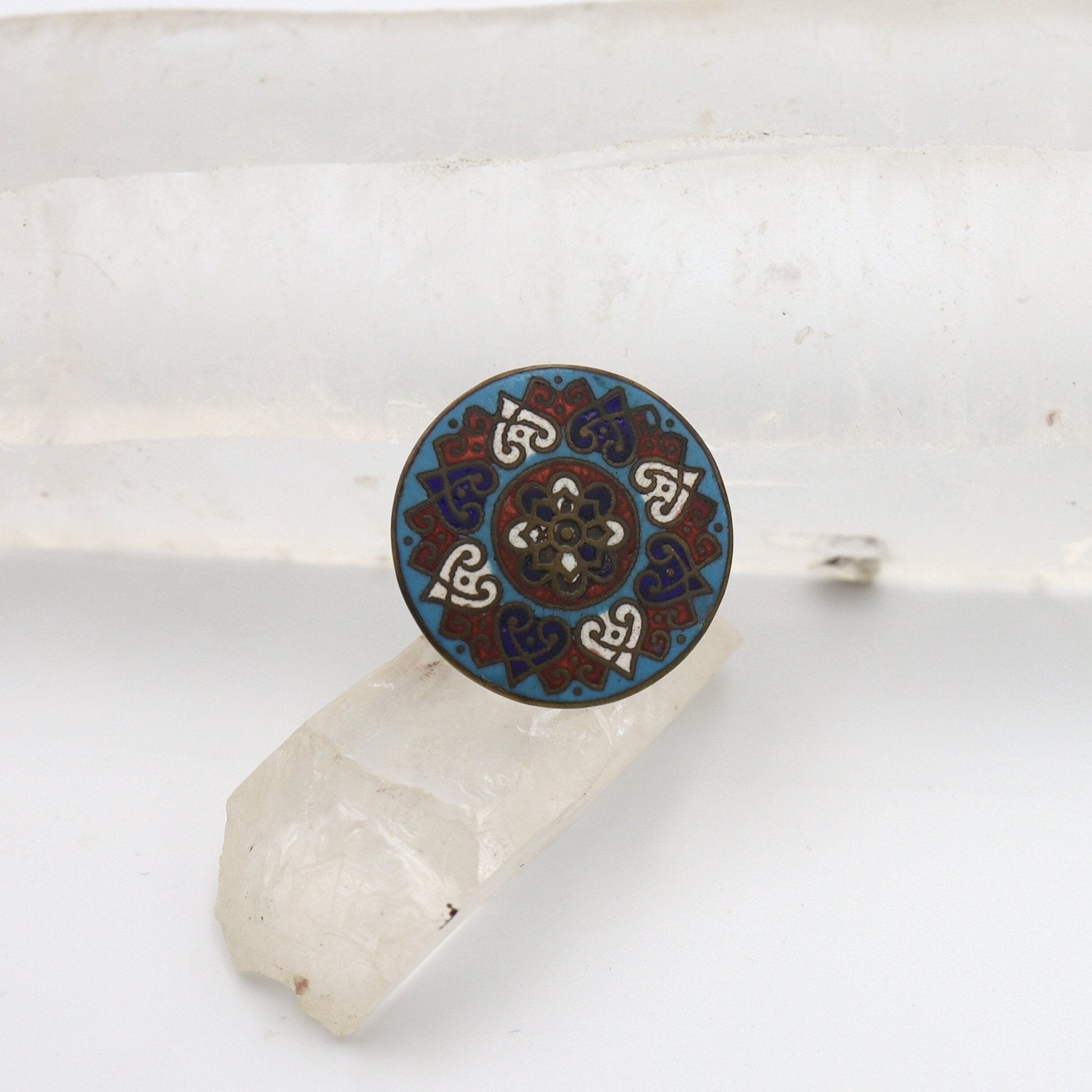 Mandala Ring in 14k Yellow Gold Ring Vintage - Petra Star