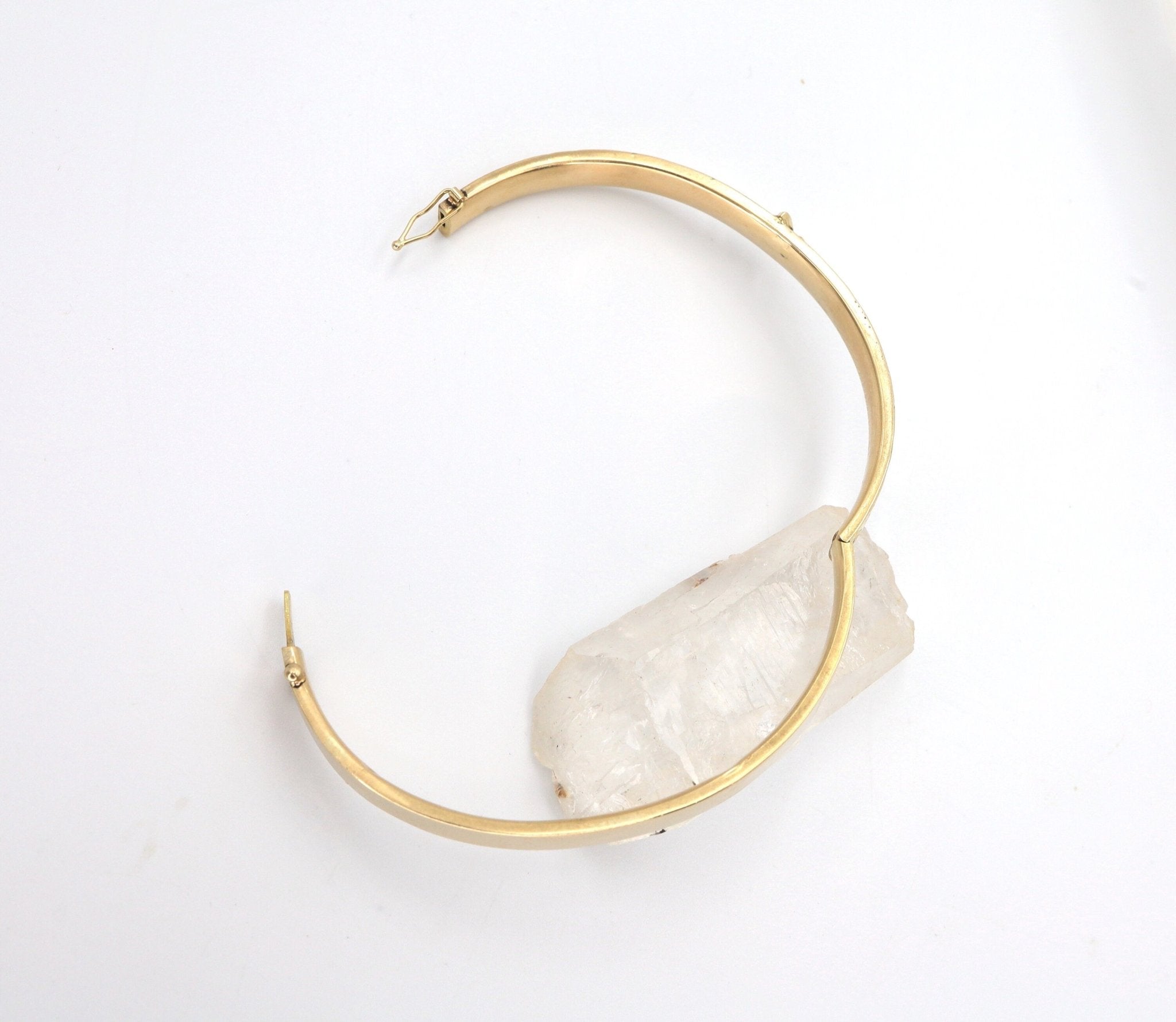 Mid-Century 14k Gold Hummingbird Bangle Bracelet - Petra Star